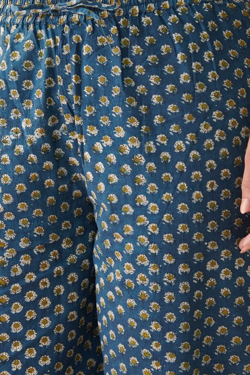 Sehra Mahreen Bagru Izhaar Pants - Image 4