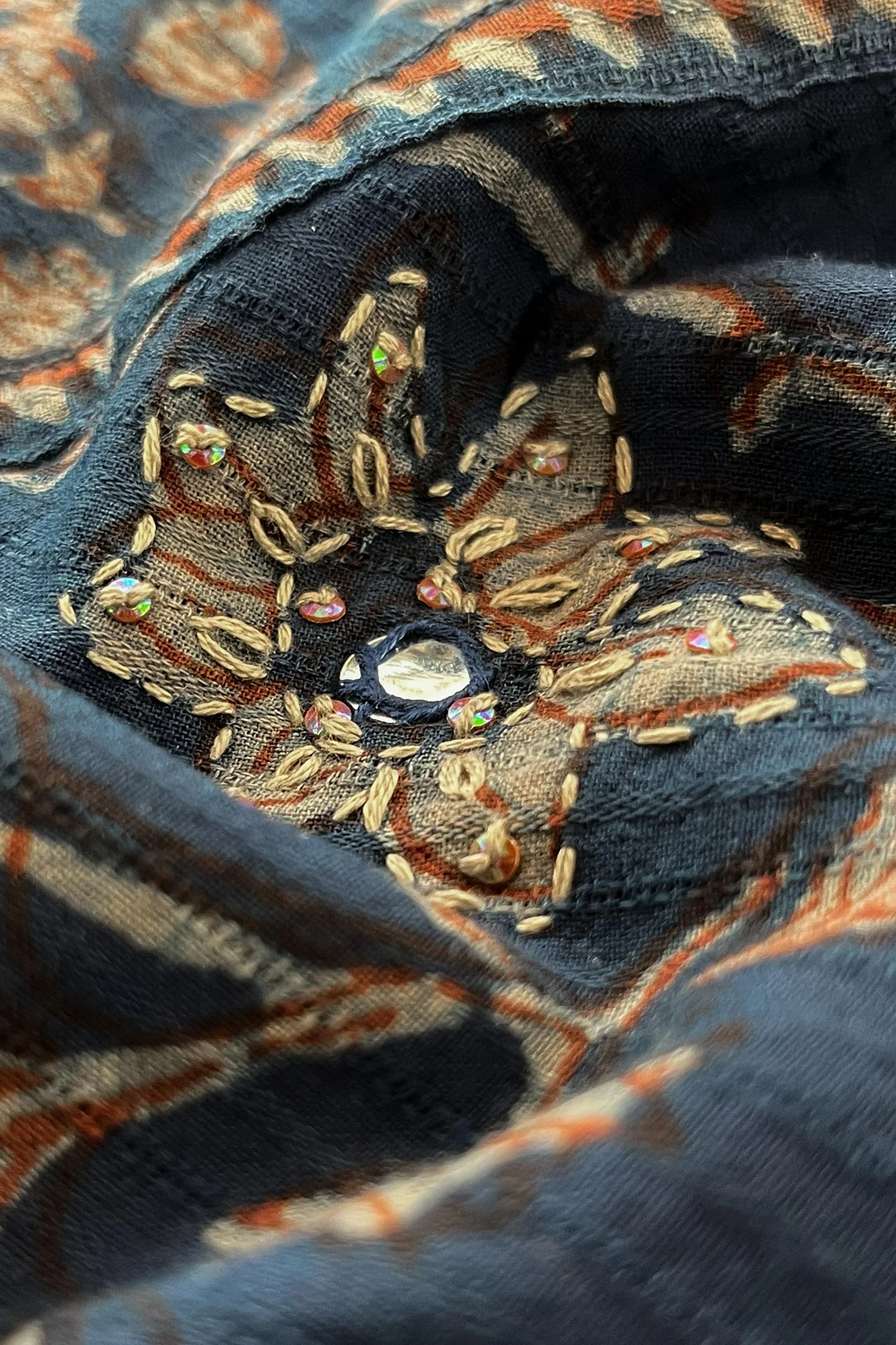Sehra Maisha Akola Kurta - Image 3
