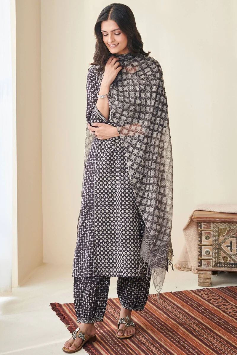 Sehra Meera Bagru Kurta - Image 4