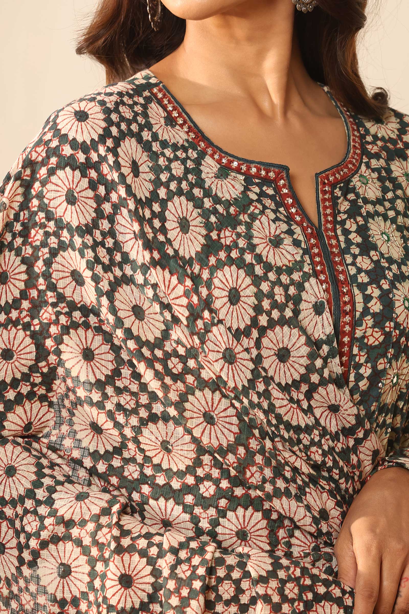 Sehra Mehreen Bagru Dupatta - Image 2