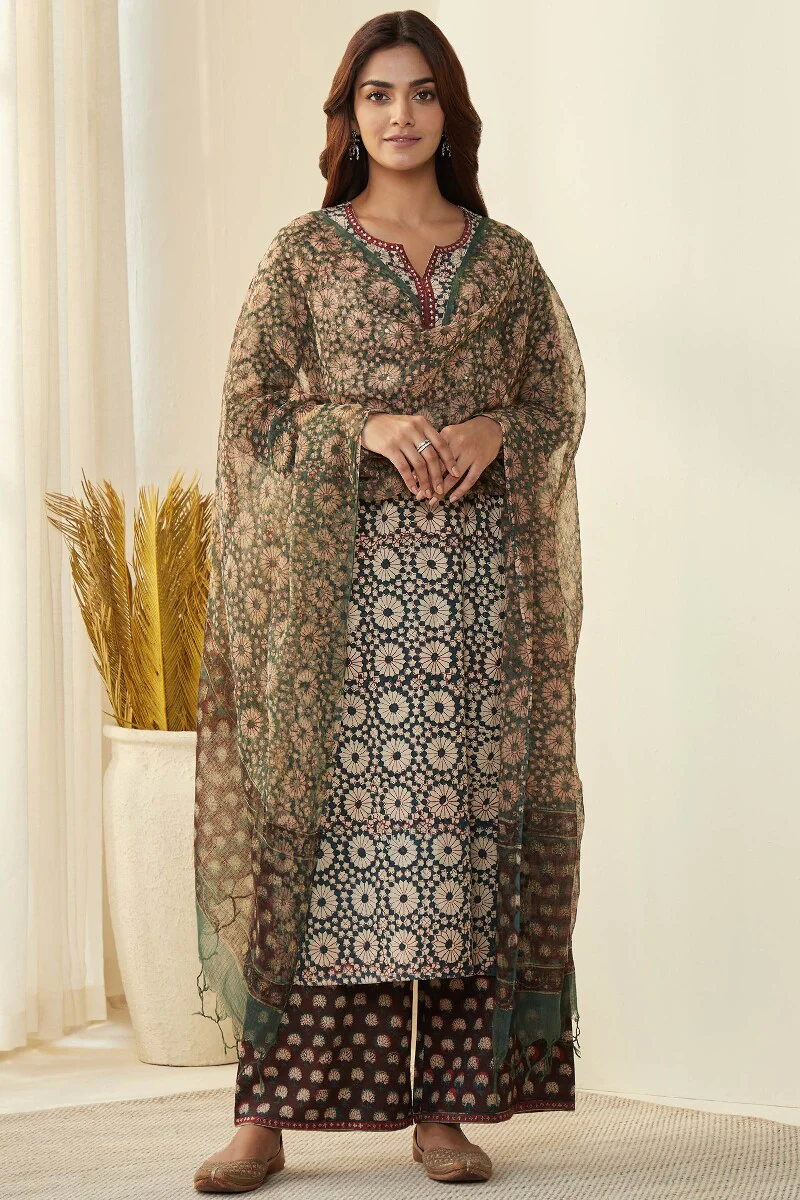 Sehra Mehreen Bagru Farsi - Image 3