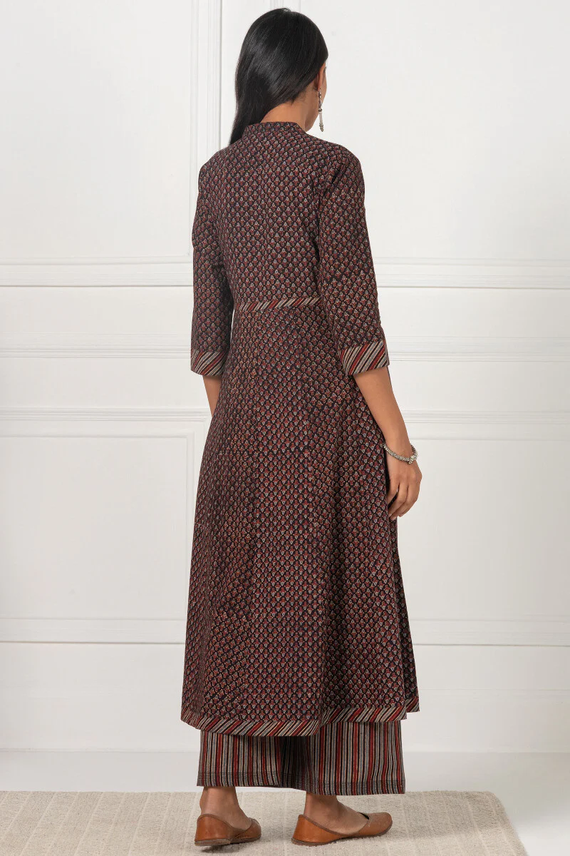 Sehra Mirza Ajrak Kurta - Image 7