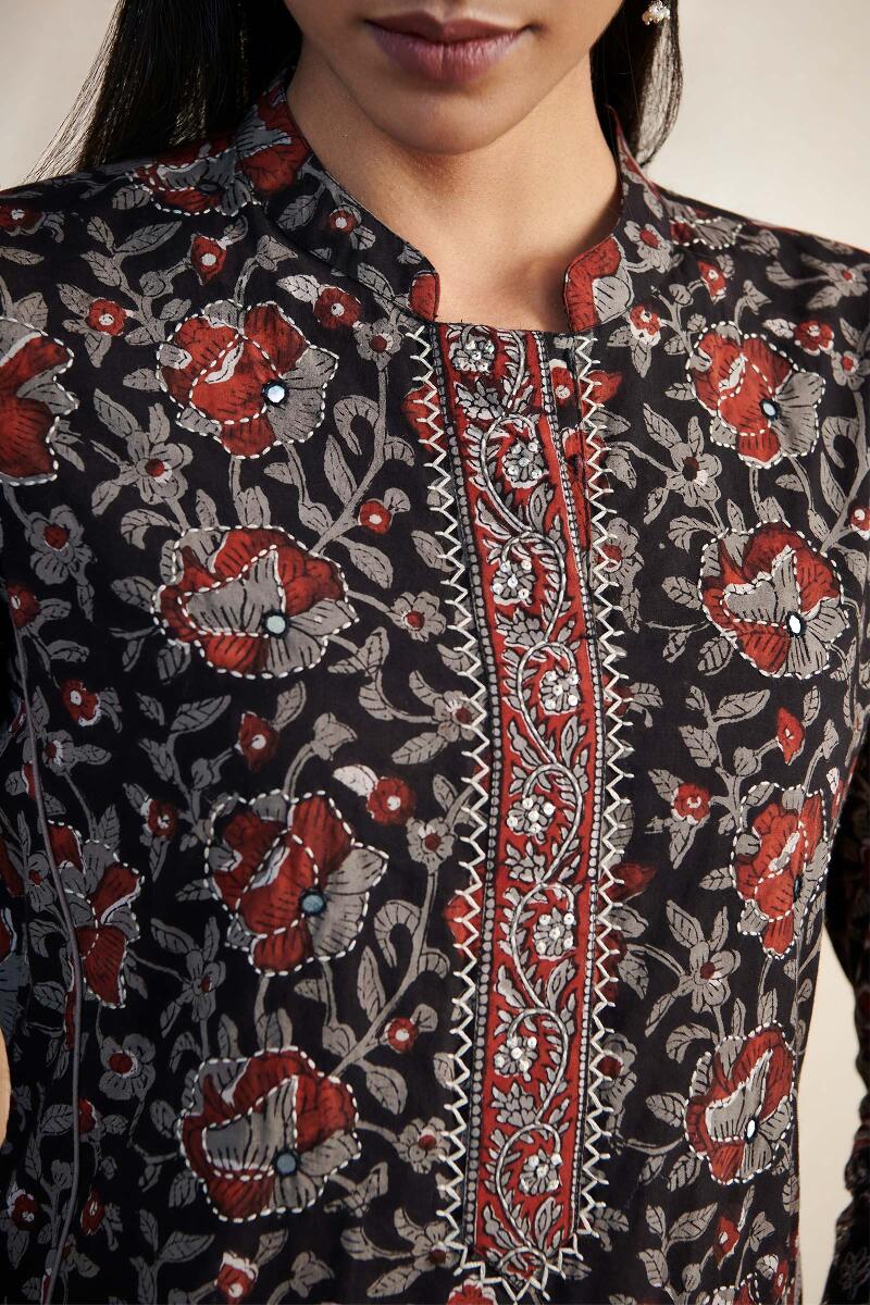 Sehra Nafeesa Bagru Kurta - Image 2