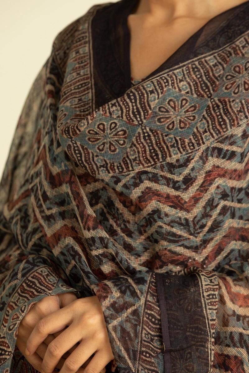 Sehra Nafiya Dupatta - Image 2