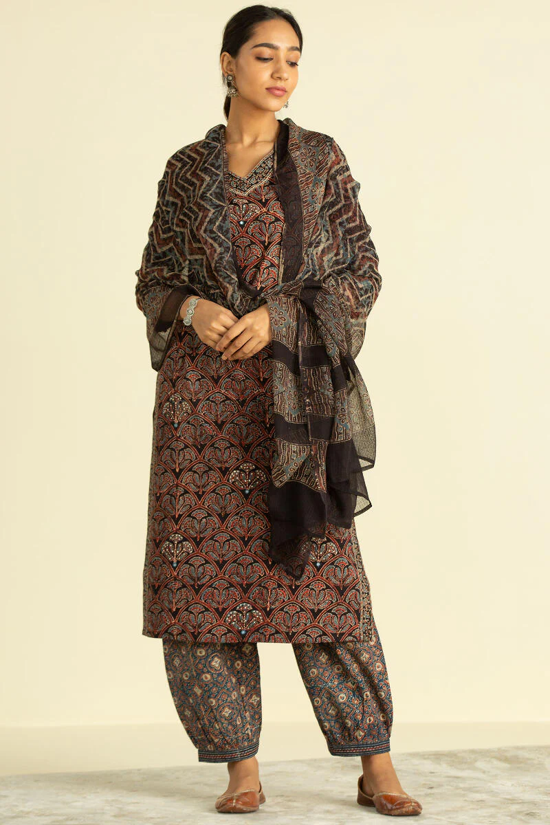 Sehra Nafiya Dupatta - Image 3