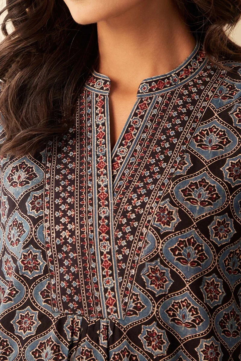 Sehra Nahid Ajrak Top - Image 2