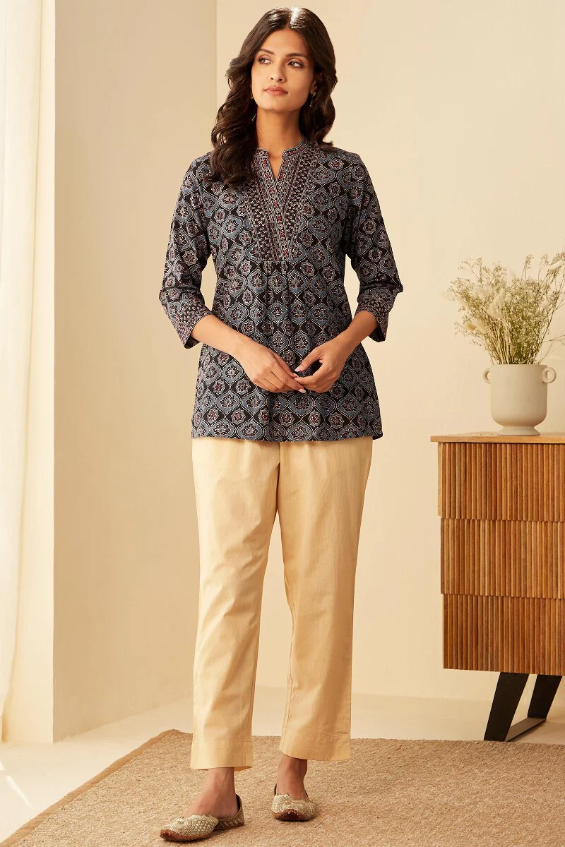 Sehra Nahid Ajrak Top - Image 3