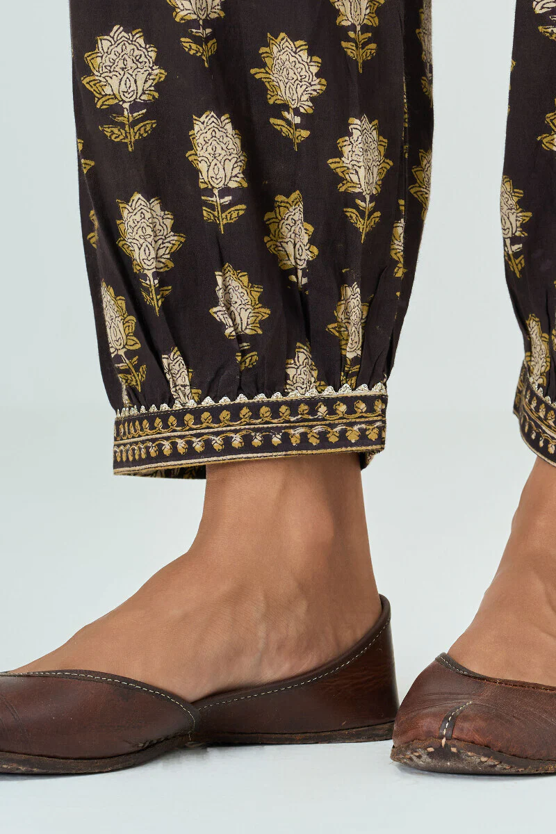 Sehra Nahida Bagru Izhaar Pants - Image 2