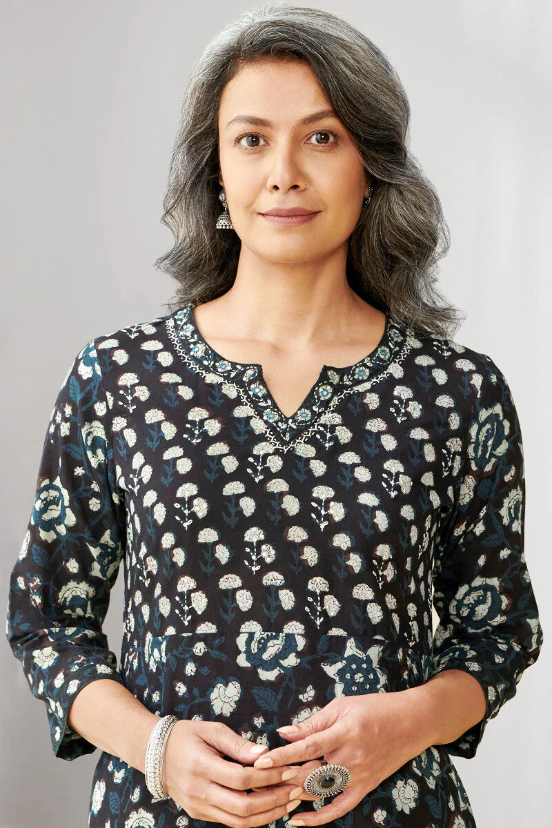 Sehra Naira Bagru Kurta