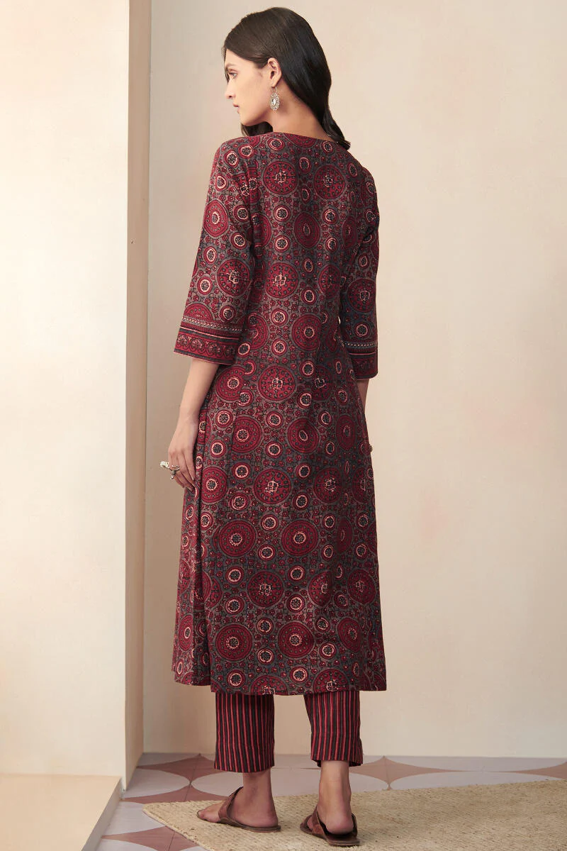 Sehra Nizam Ajrak Kurta - Image 8