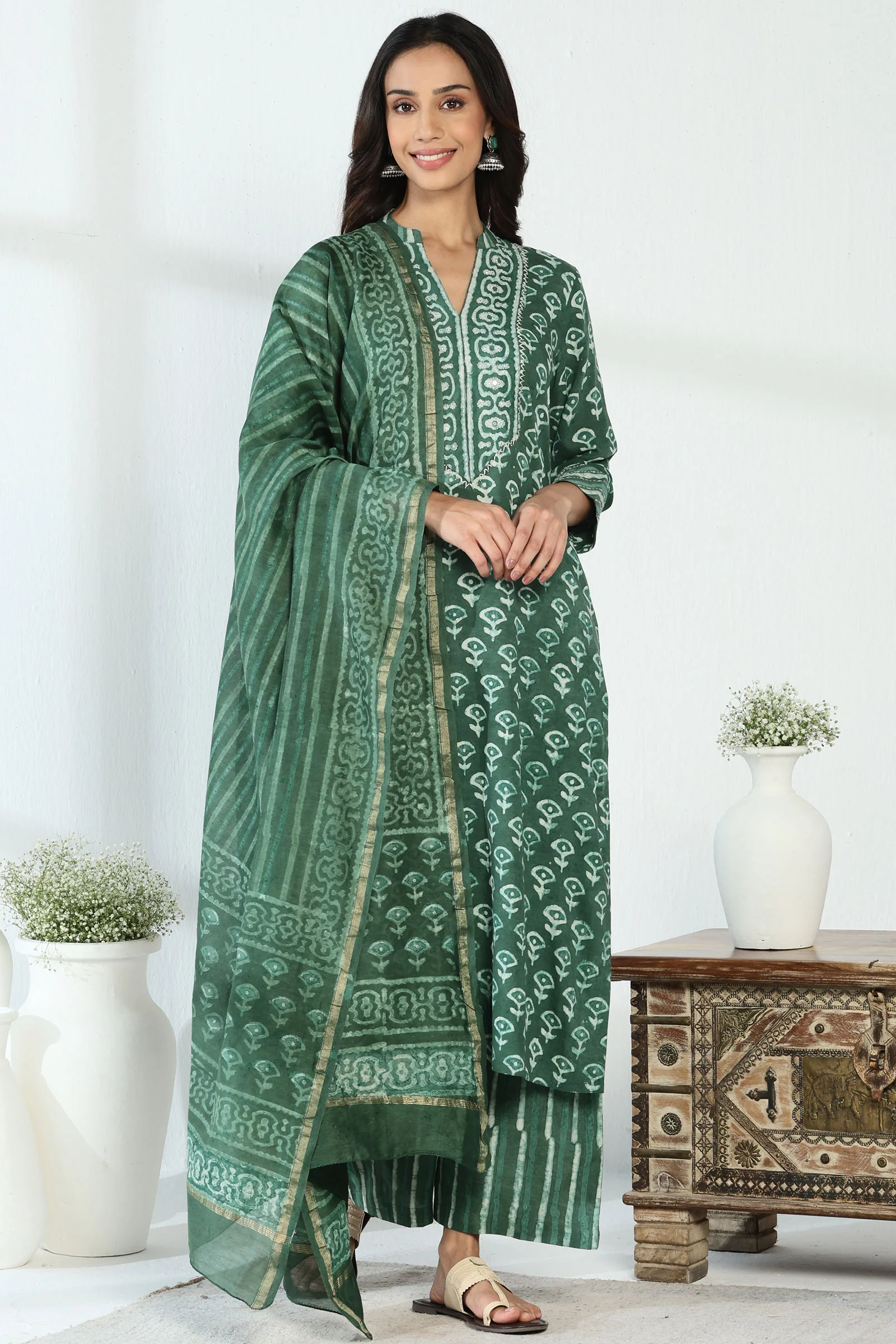 Sehra Raahat Dabu Kurta - Image 4