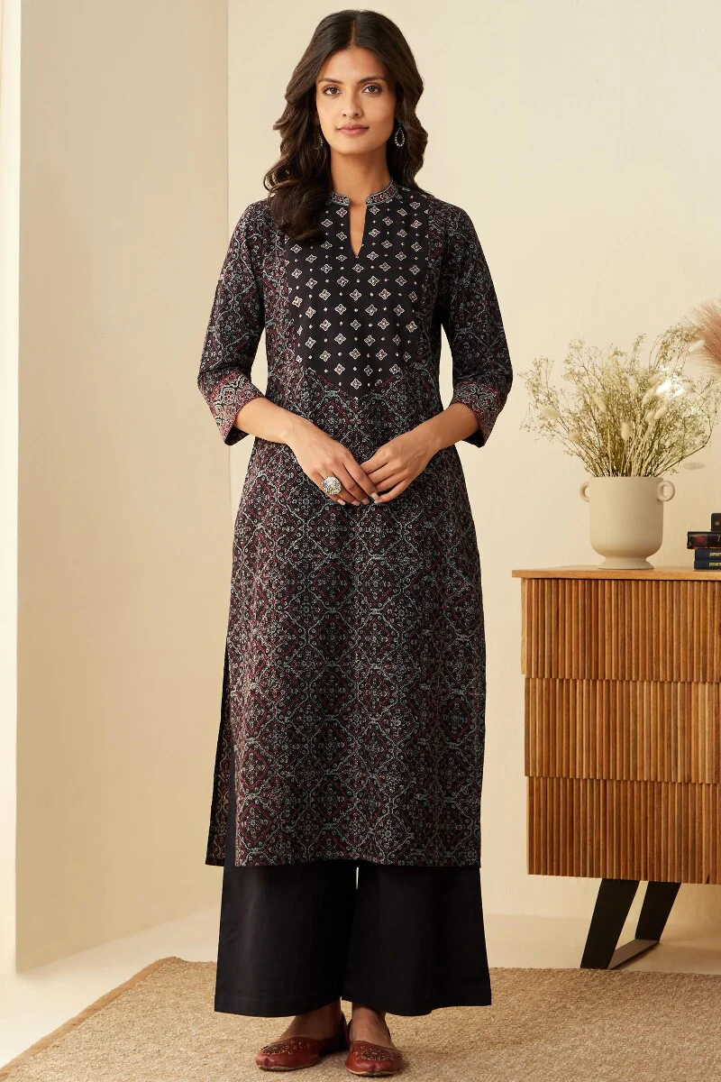 Sehra Rabia Ajrak Kurta - Image 2