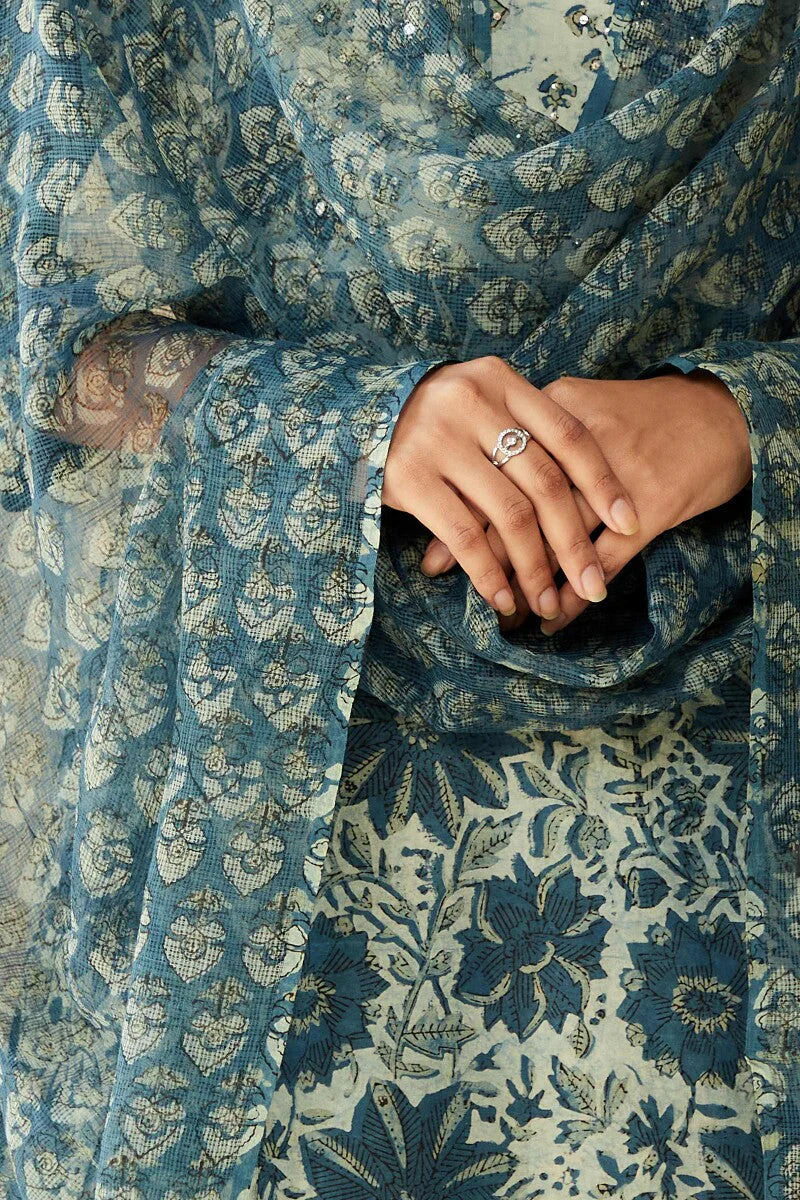 Sehra Rehmat Akola Dupatta - Image 4
