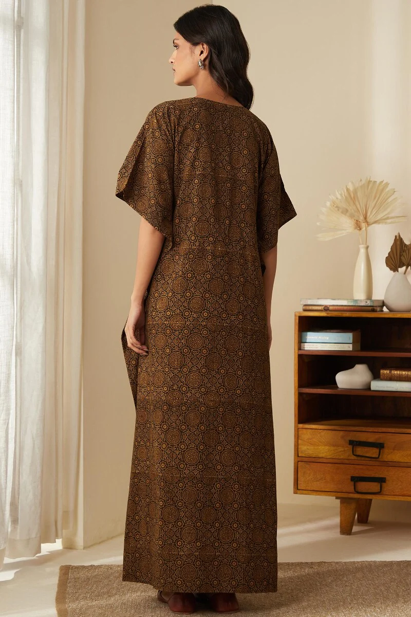 Sehra Ria Ajrak Kaftan - Image 6