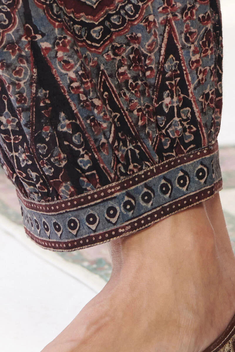 Sehra Rumaisa Ajrak Izhaar Pants - Image 2