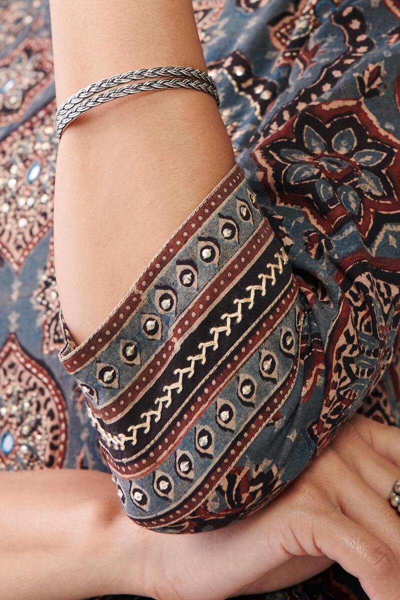 Sehra Rumaisa Ajrak Kurta - Image 5
