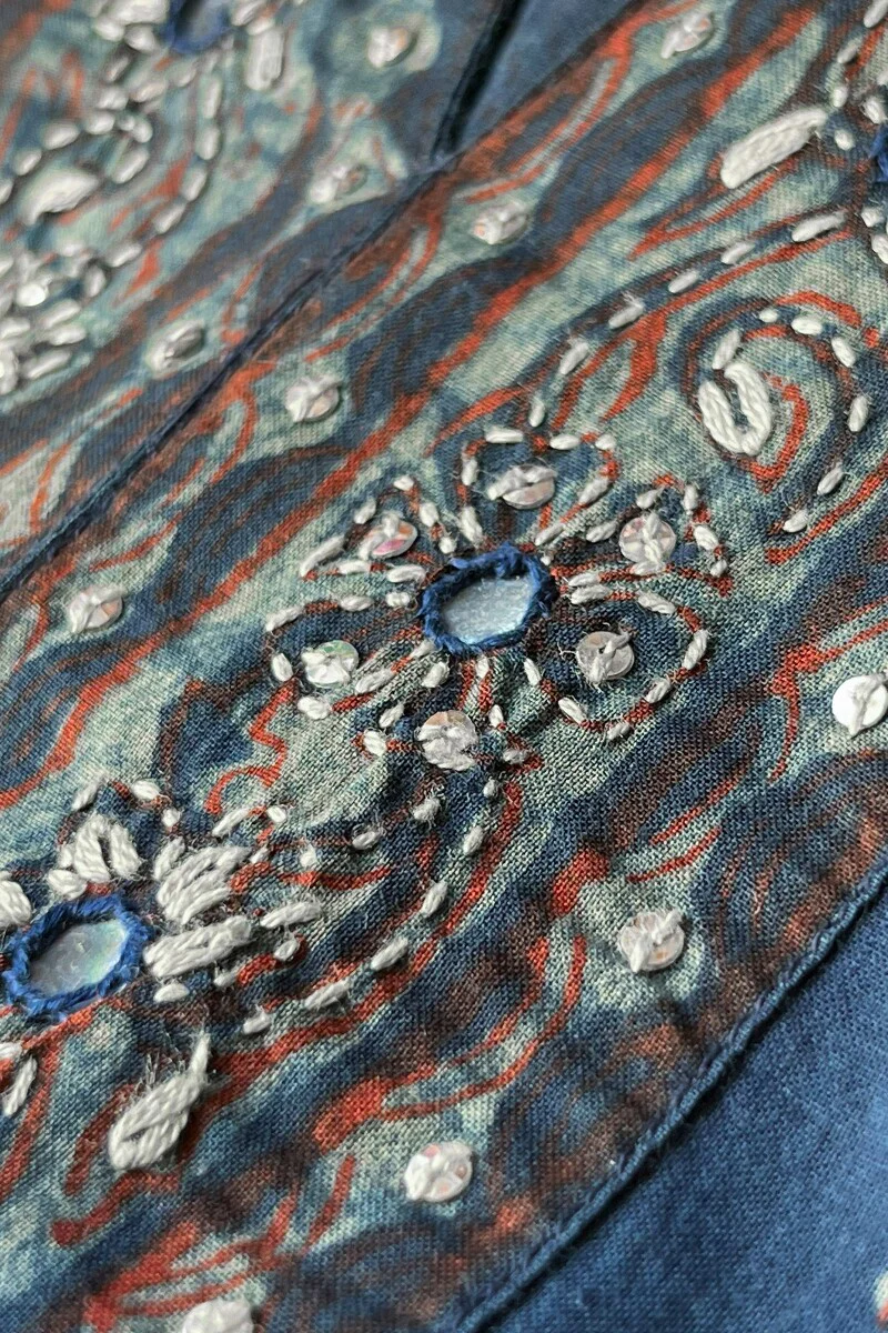 Sehra Rumaisa Akola Kurta - Image 5
