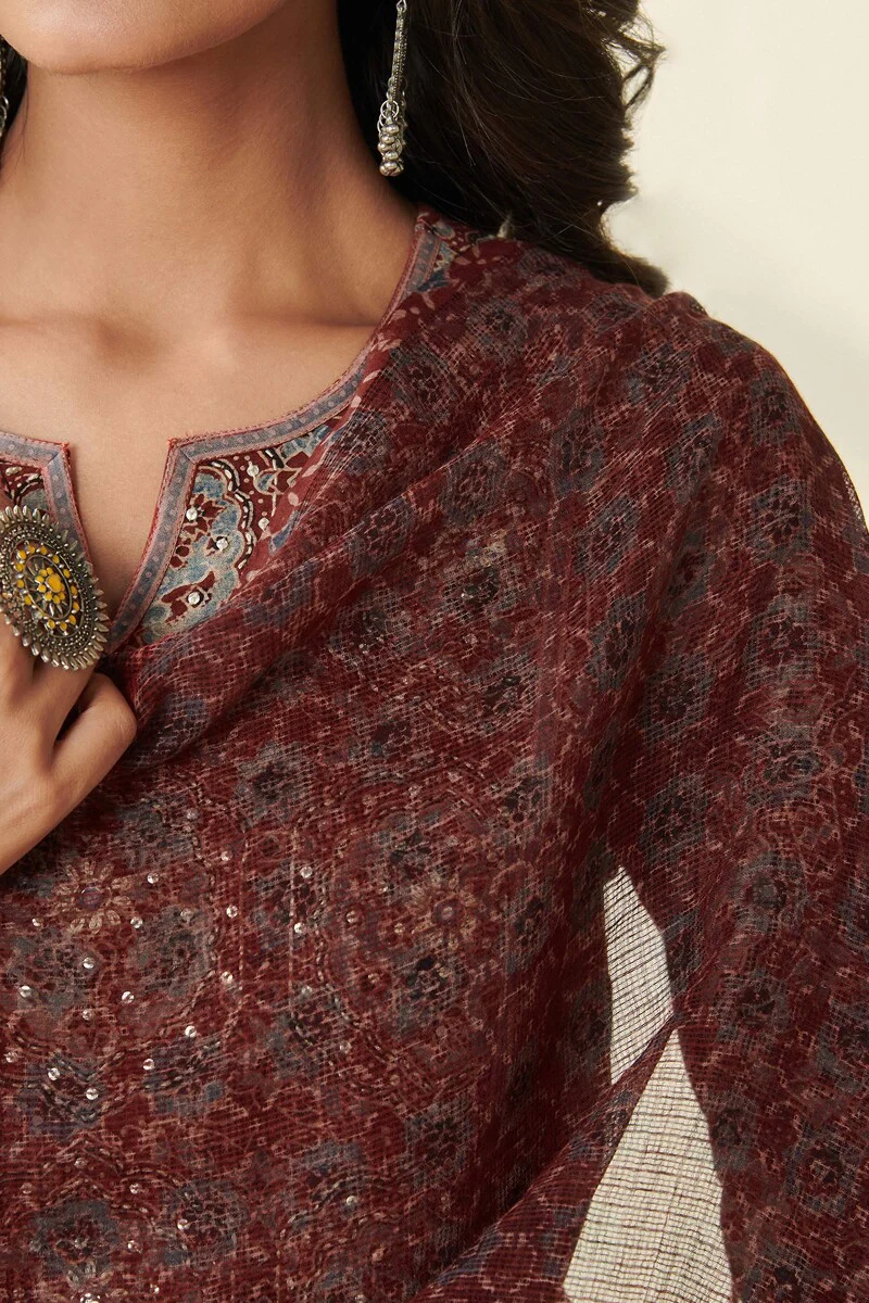 Sehra Sahiba Ajrak Kota Dupatta - Image 2