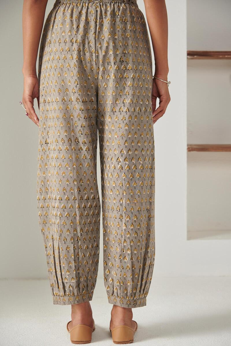 Sehra Saira Bagru Izhaar Pants - Image 4