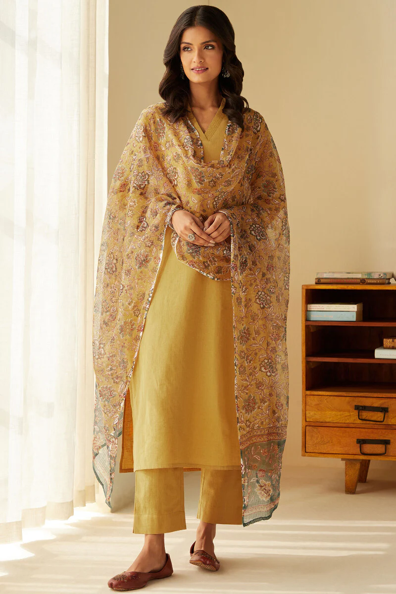 Sehra Seher Mustard Kurta - Image 4
