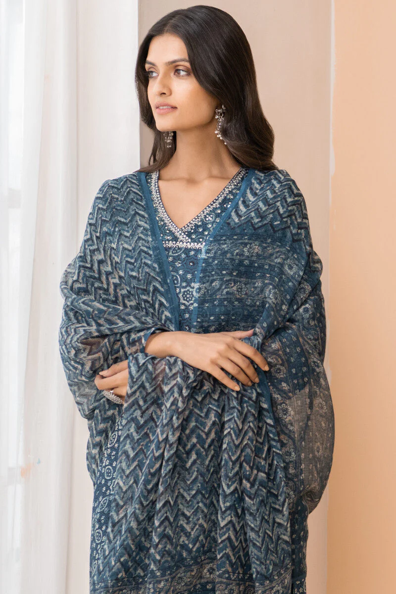 Sehra Shabnam Ajrak Modal Kurta - Image 6