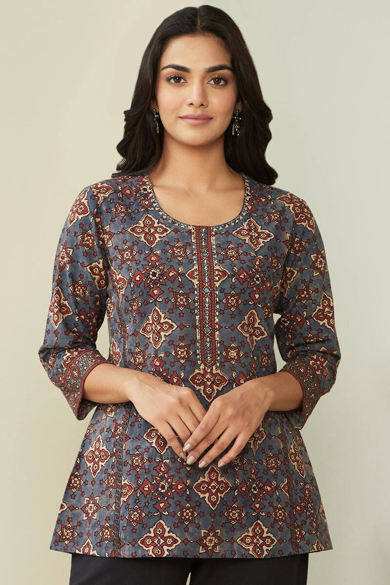 Sehra Shirin Ajrak Top