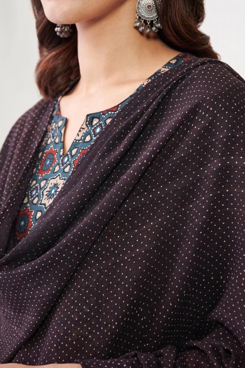 Sehra Tara Ajrak Dupatta - Image 2