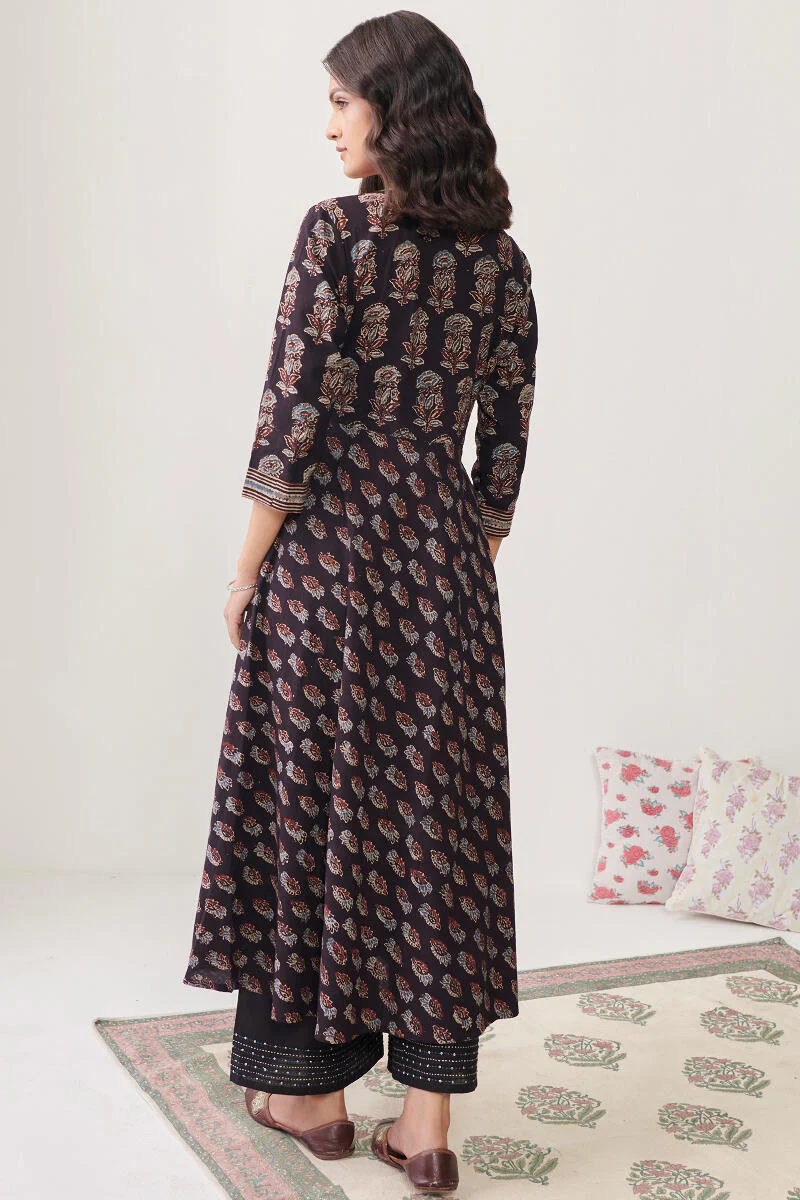 Sehra Tazmeen Ajrak Kurta - Image 8