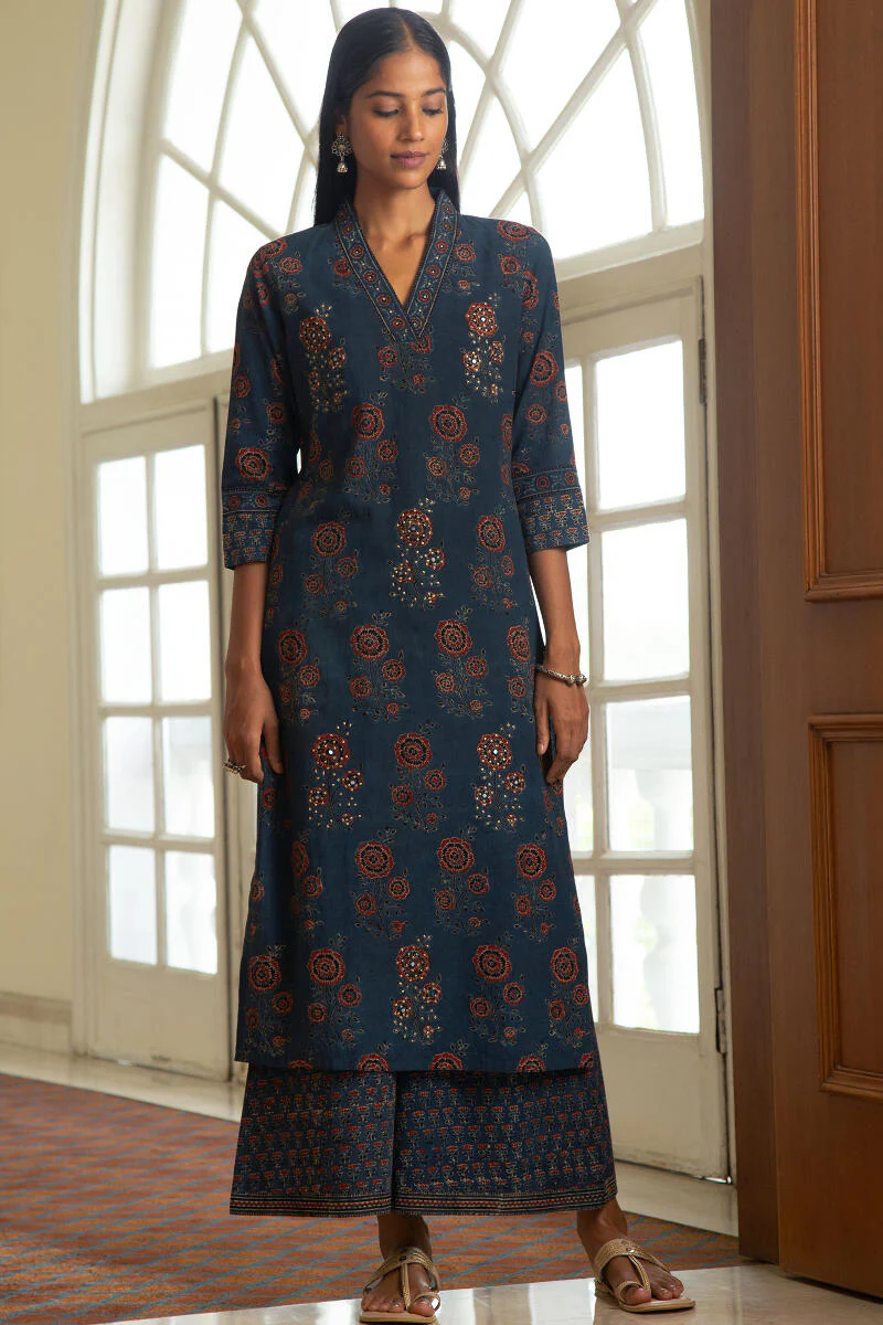 Sehra Zafina Ajrak Kurta - Image 3
