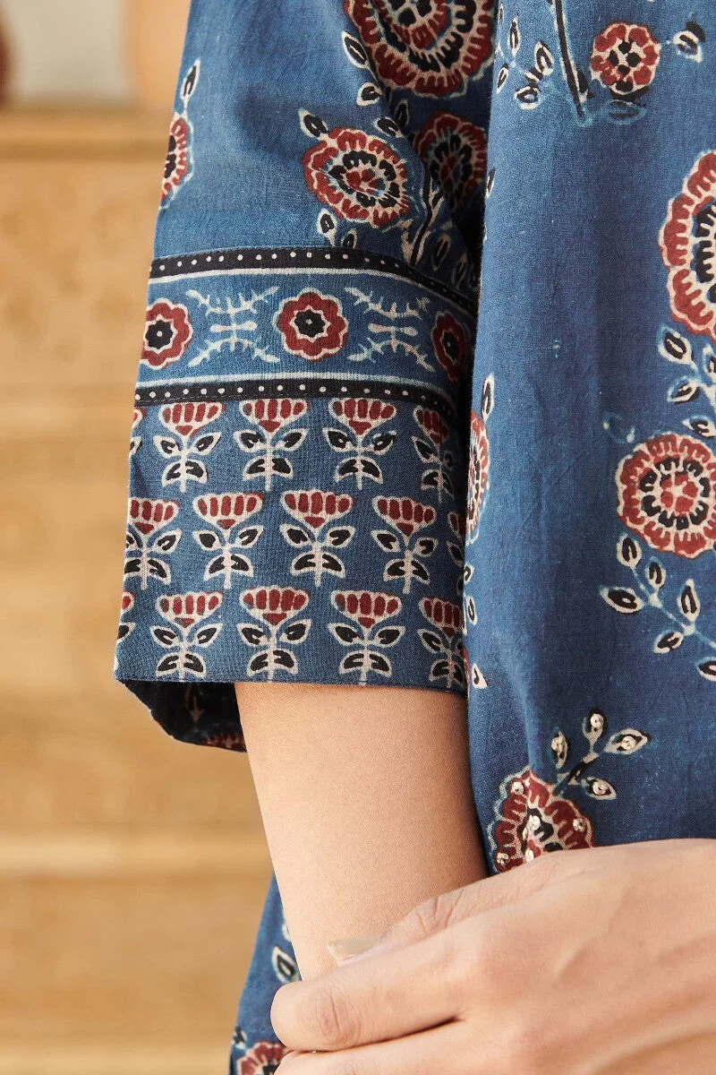 Sehra Zafina Ajrak Kurta - Image 5