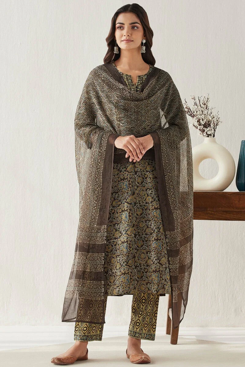Sehra Zahira Ajrak Kurta - Image 4