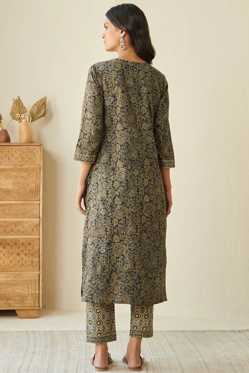 Sehra Zahira Ajrak Kurta - Image 9