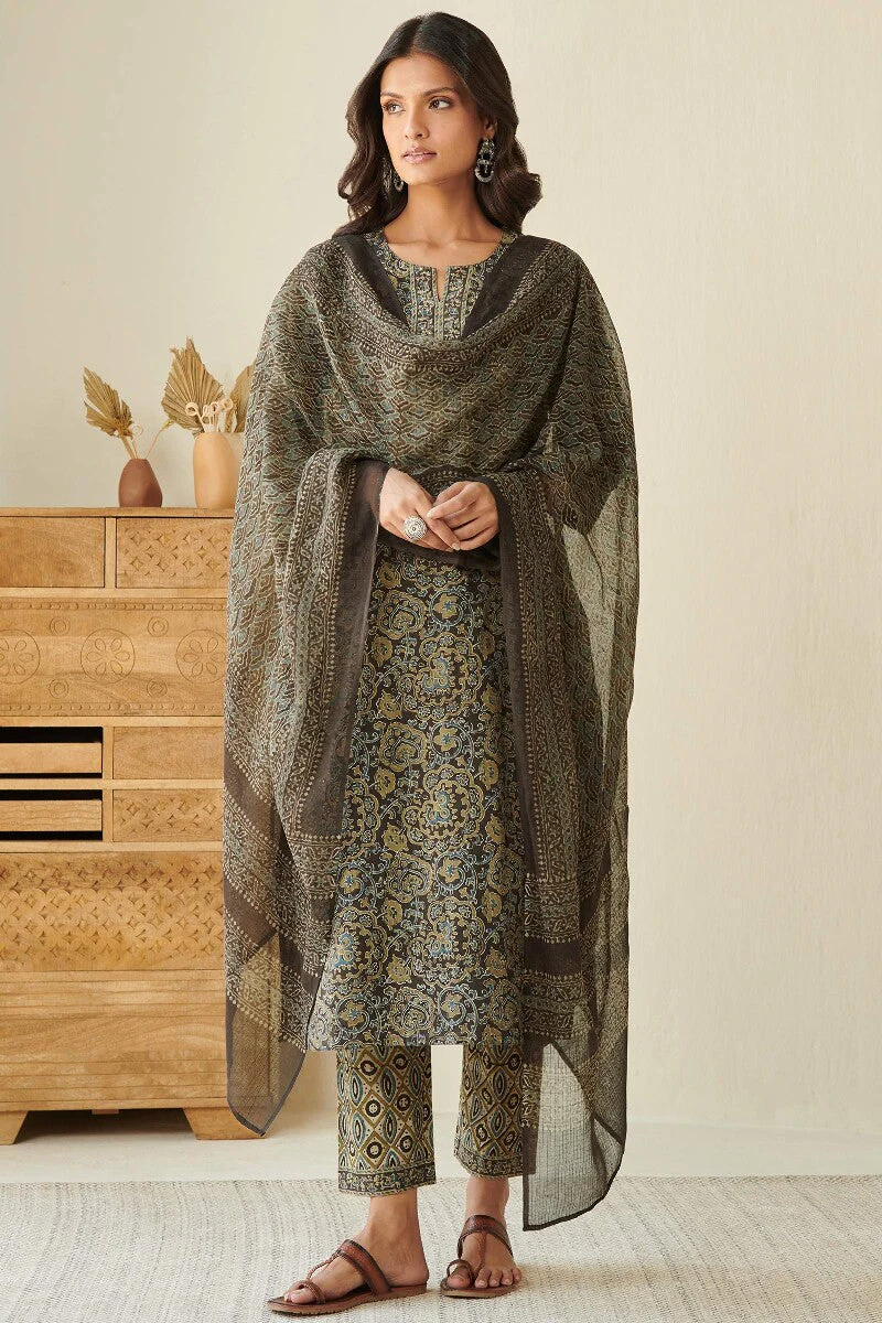 Sehra Zahira Ajrak Kurta - Image 4