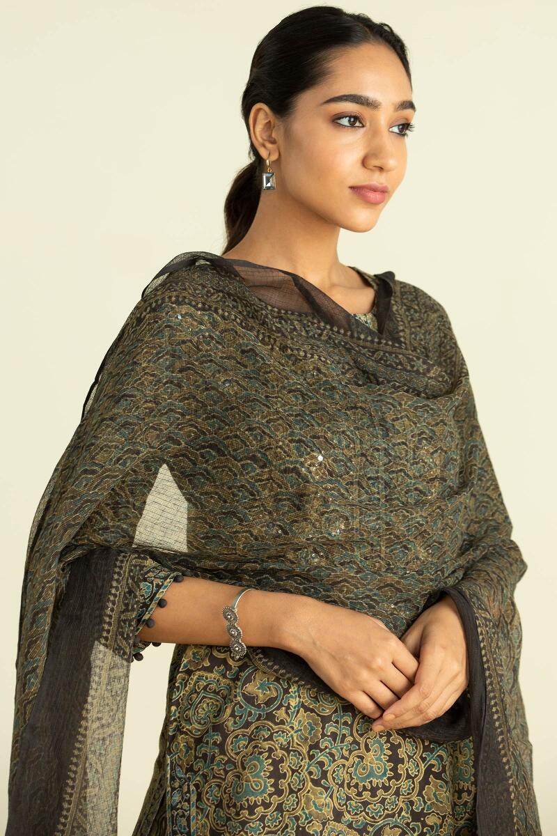 Sehra Zahira Kota Dupatta - Image 5