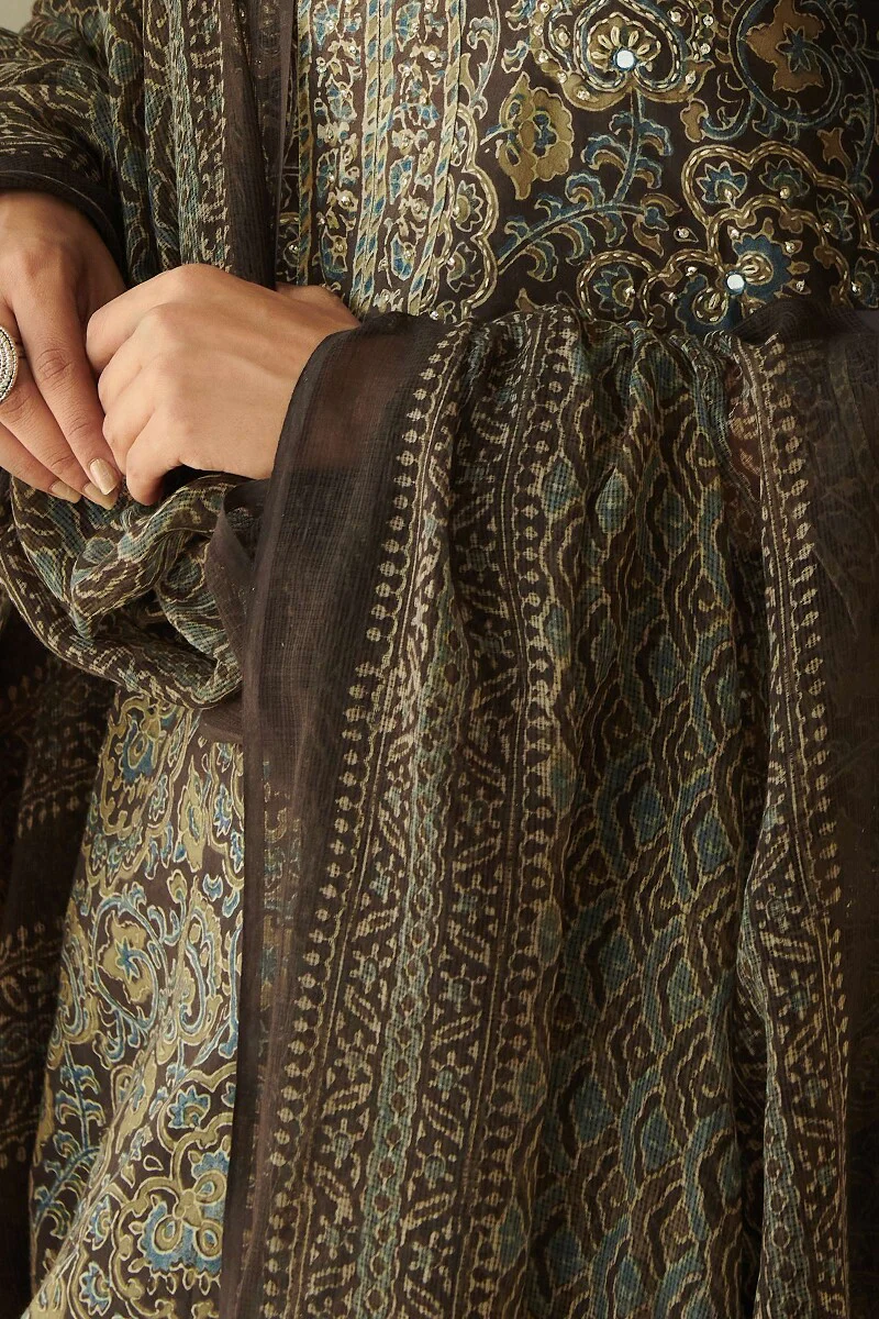 Sehra Zahira Kota Dupatta - Image 4