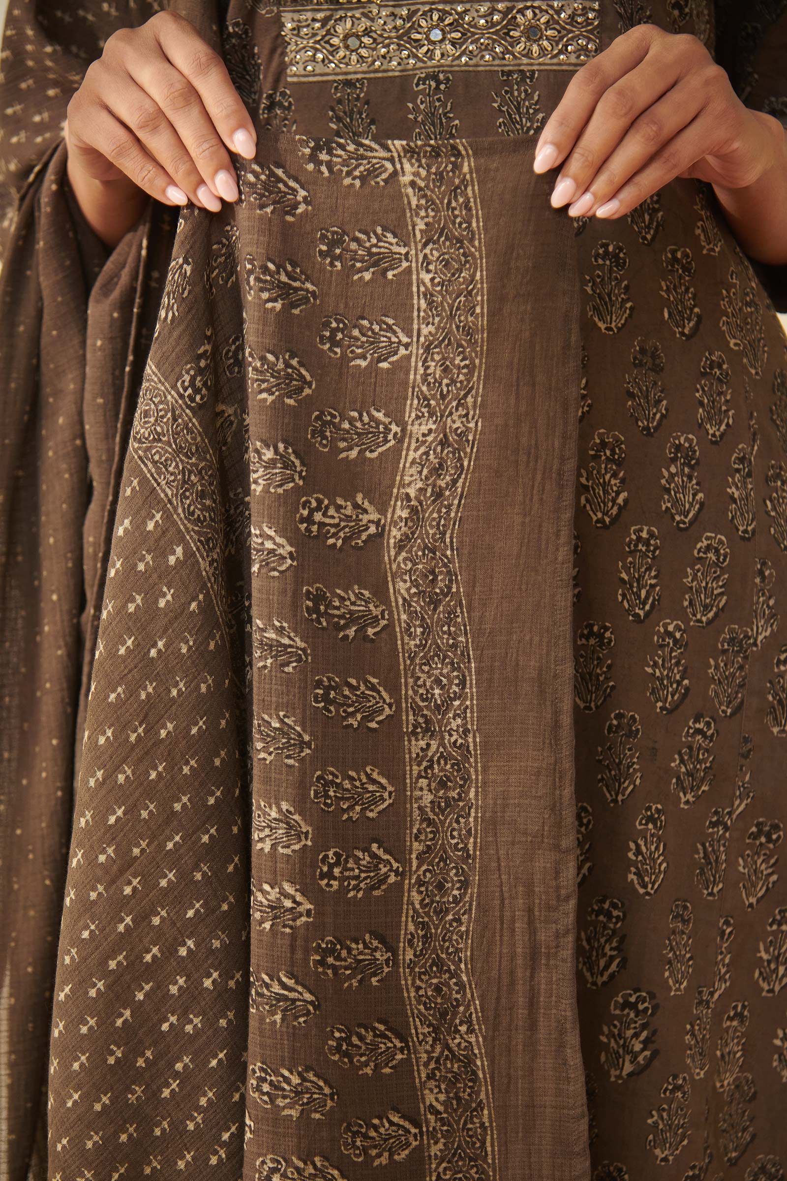Sehra Zaira Akola Dupatta - Image 4