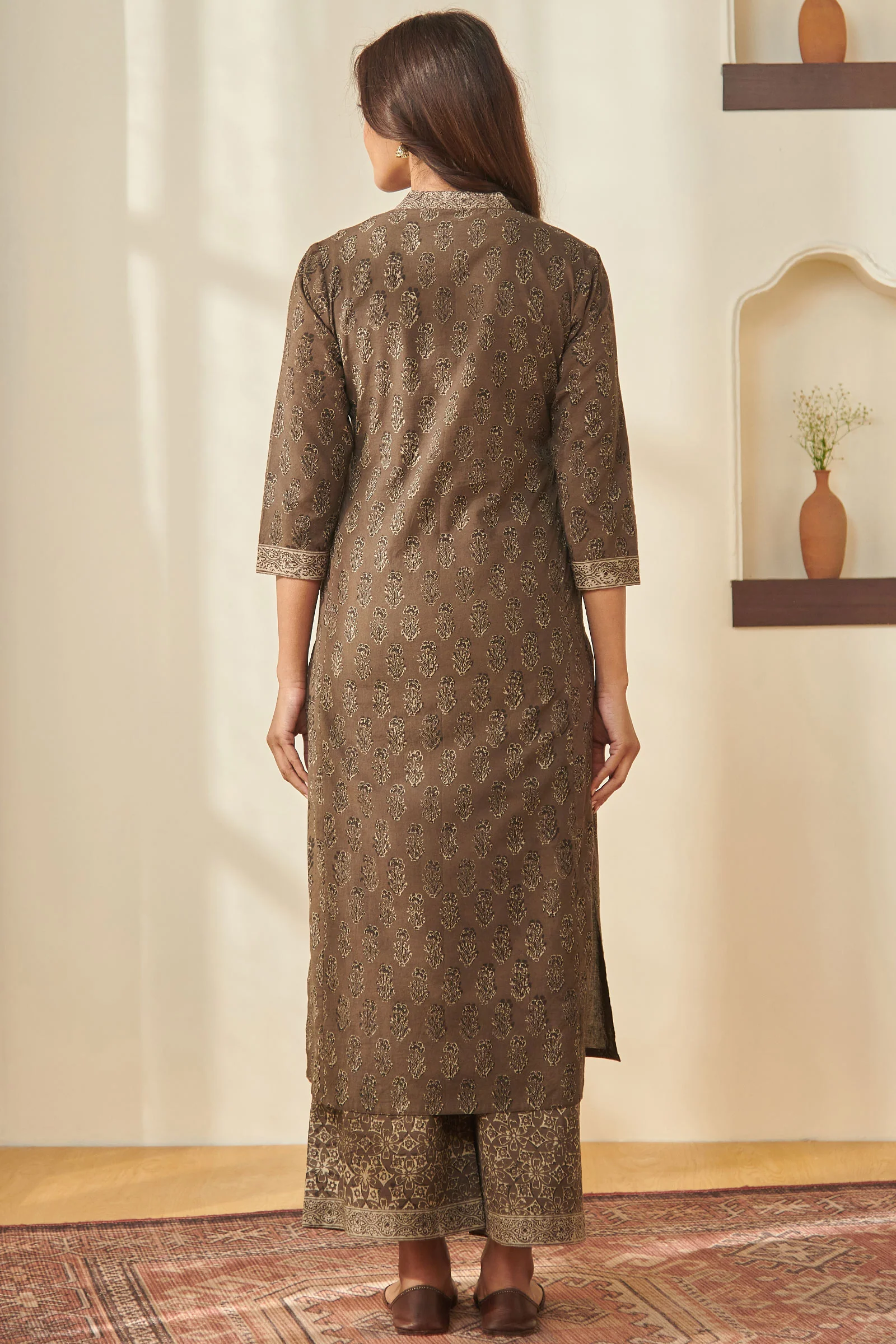 Surplus: Sehra Zaira Akola Kurta - Image 9