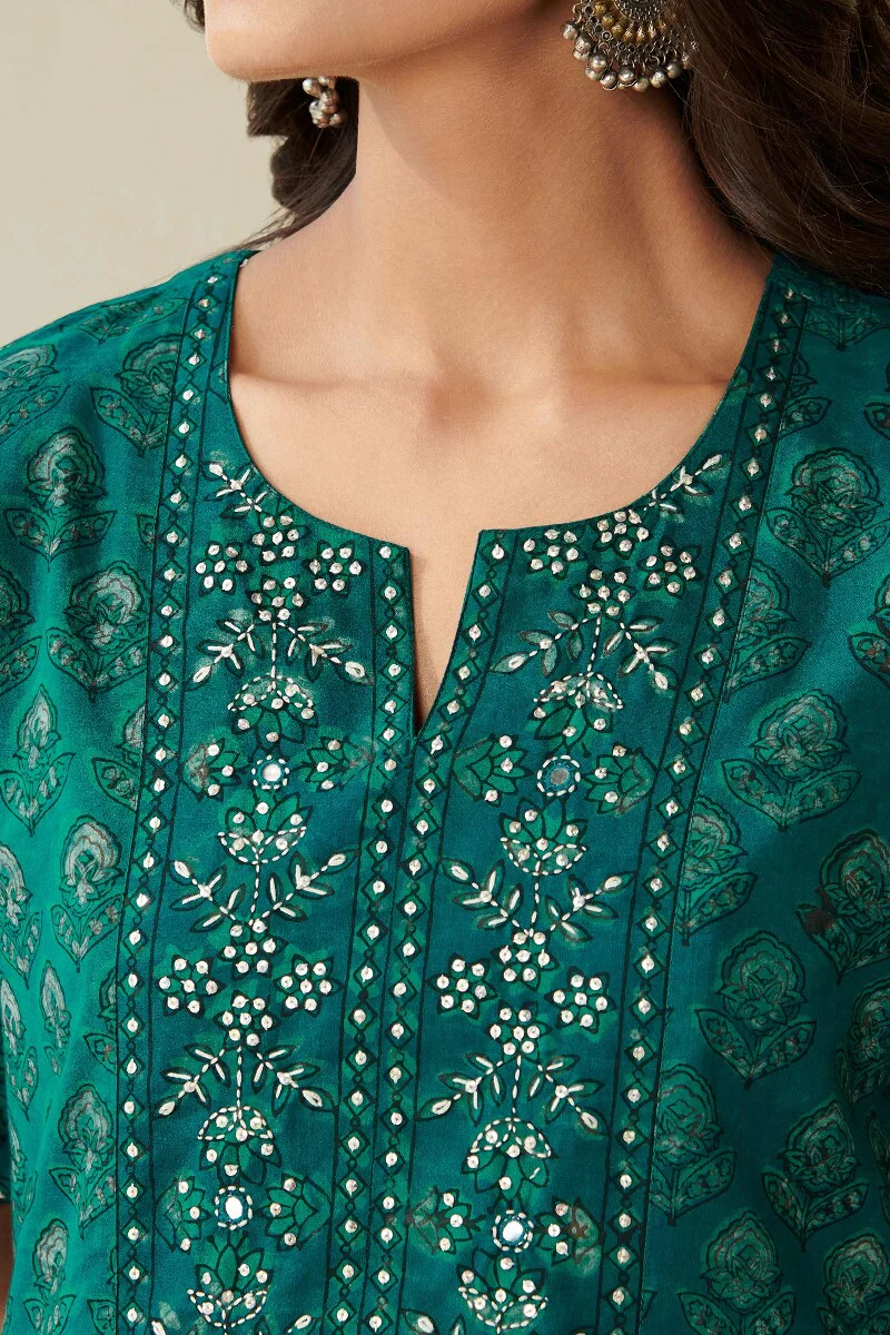 Sehra Zareena Akola Kurta - Image 3
