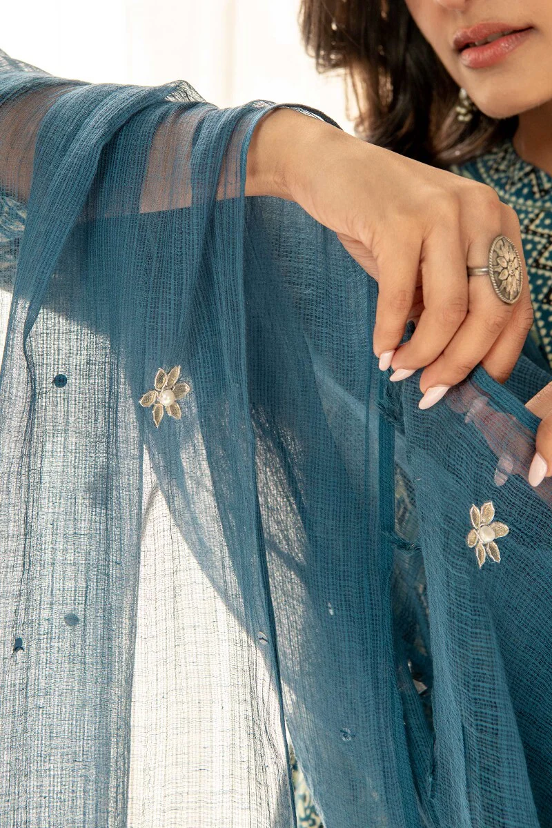 Sehra Zeniya Kota Dupatta - Image 4