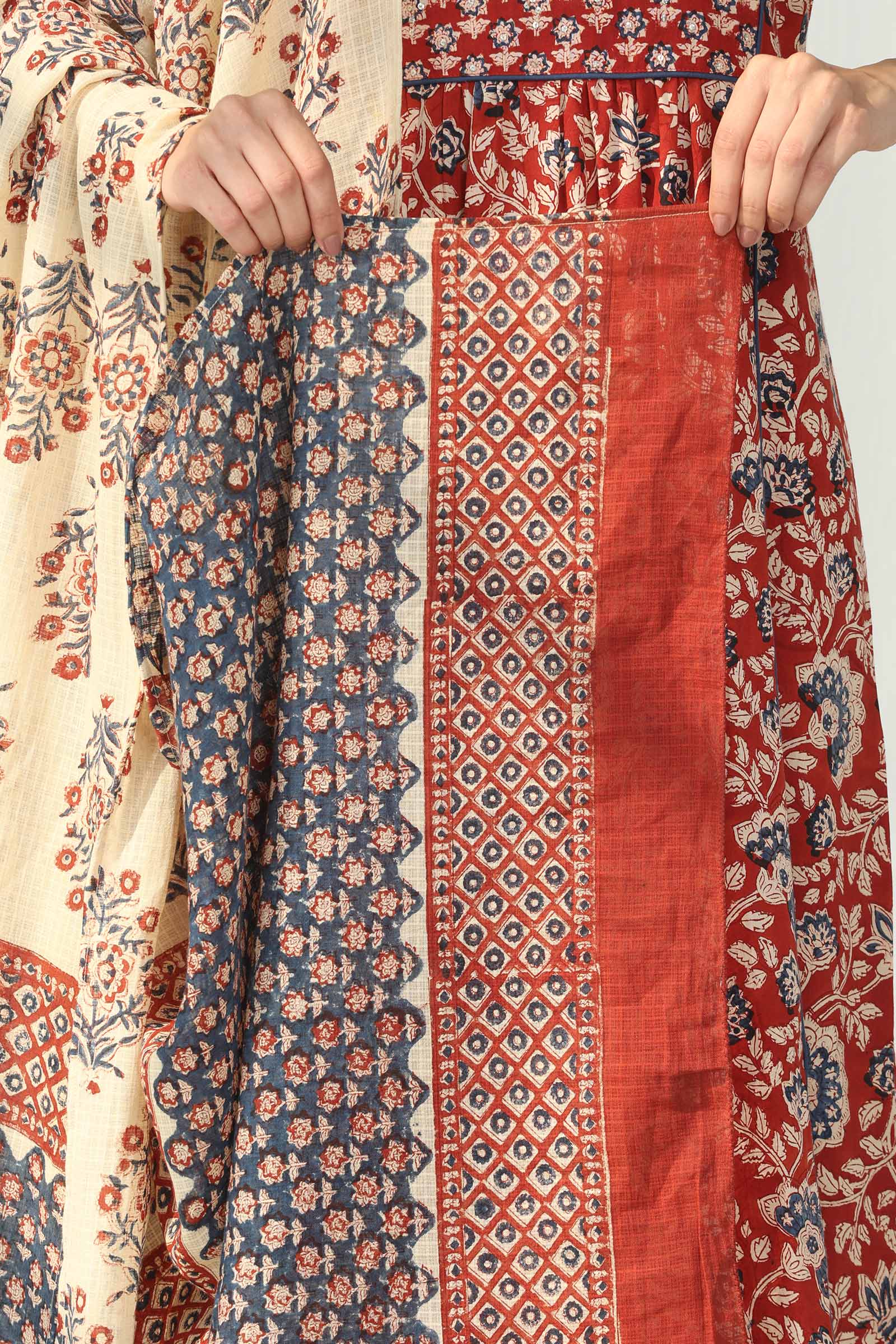 Sehra Ziah Bagru Dupatta - Image 4