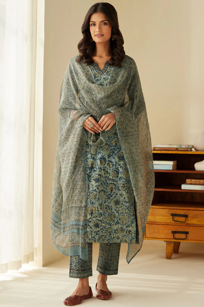 Sehra Zohra Akola Kurta - Image 4