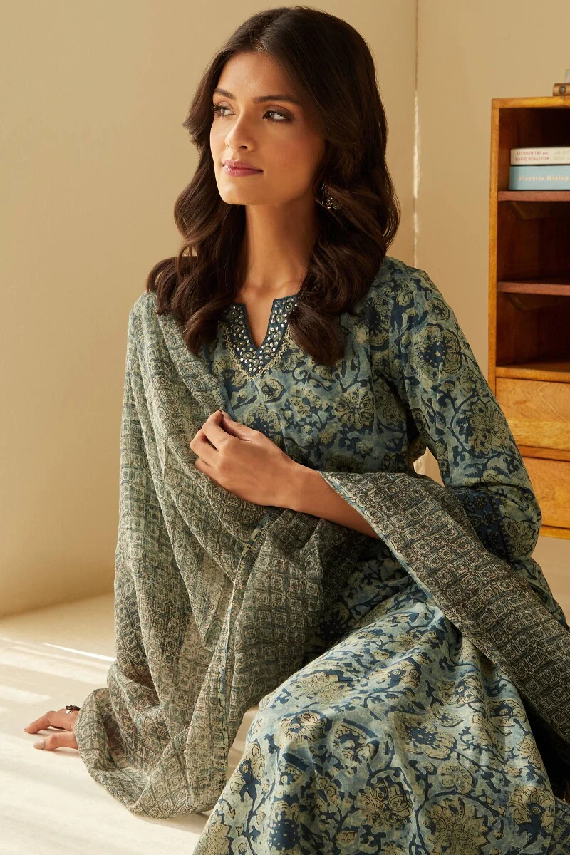 Sehra Zohra Akola Kurta - Image 7