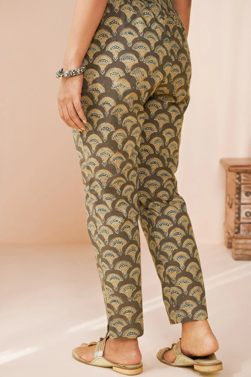Sehra Zoya Ajrak Narrow Pants - Image 5