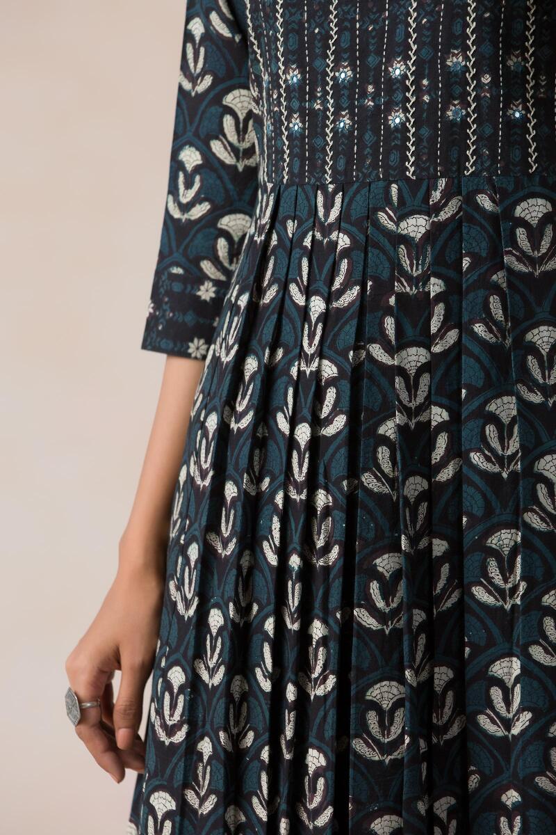 Sehra Zoya Kurta - Image 4