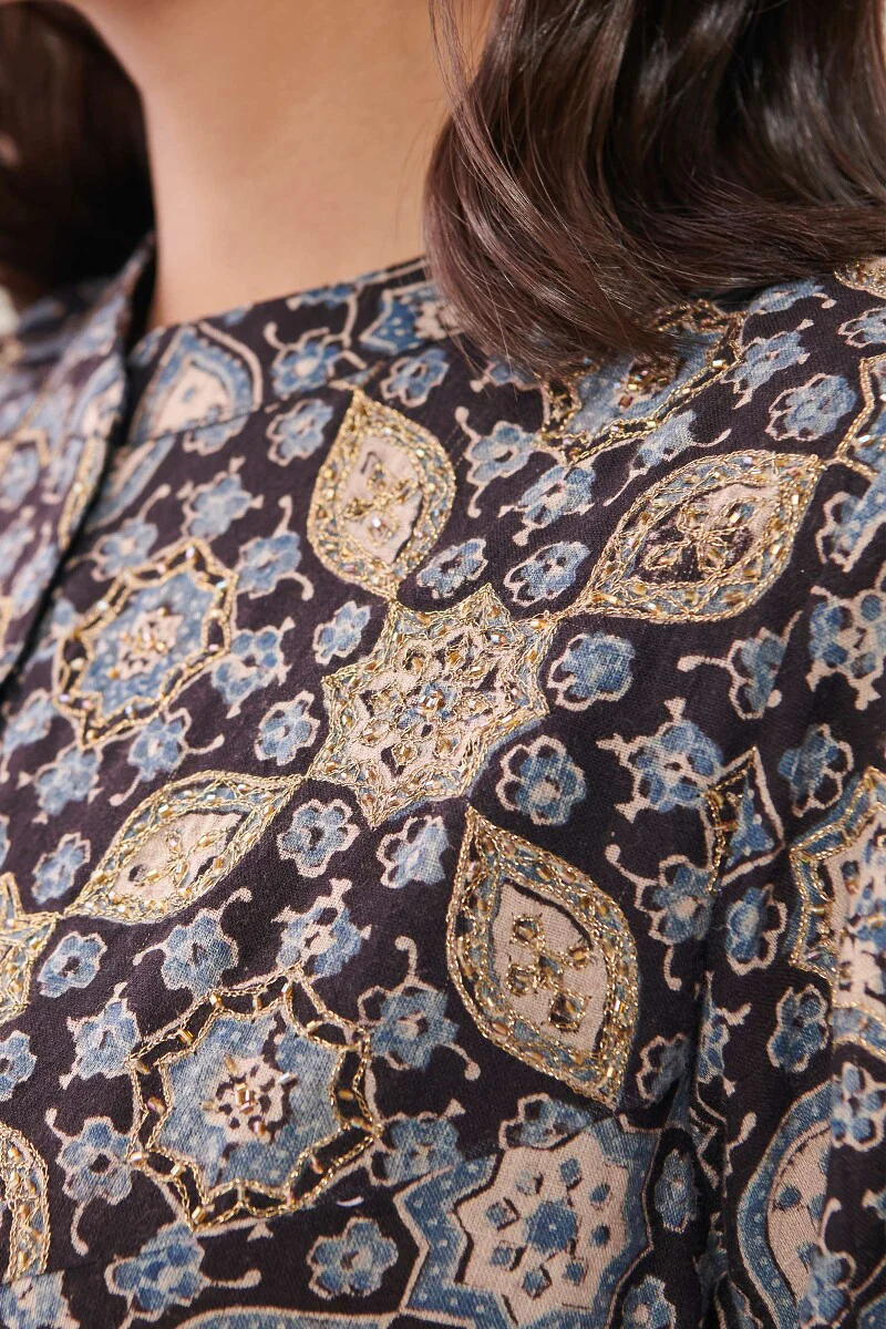 Shirin Zaharaa Ajrak Kurta - Image 3