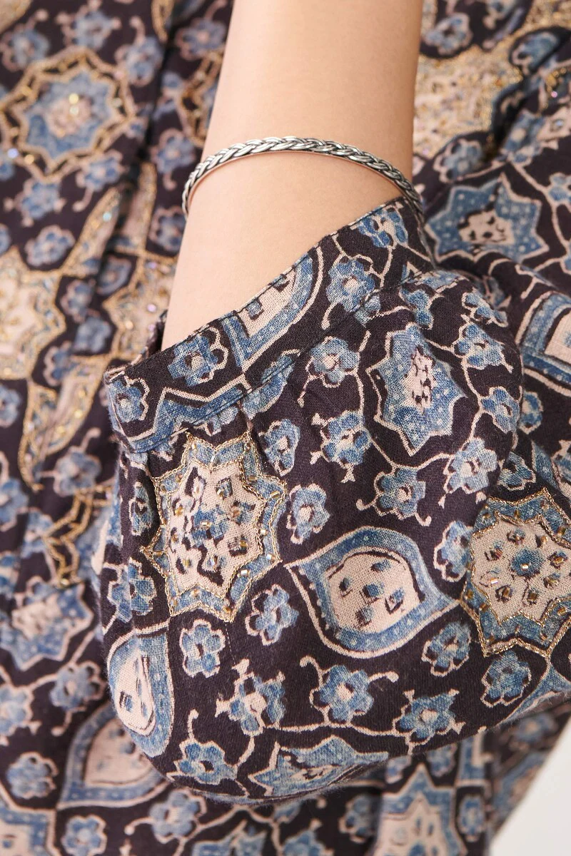 Shirin Zaharaa Ajrak Kurta - Image 5