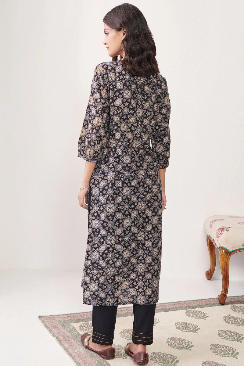 Shirin Zaharaa Ajrak Kurta - Image 7