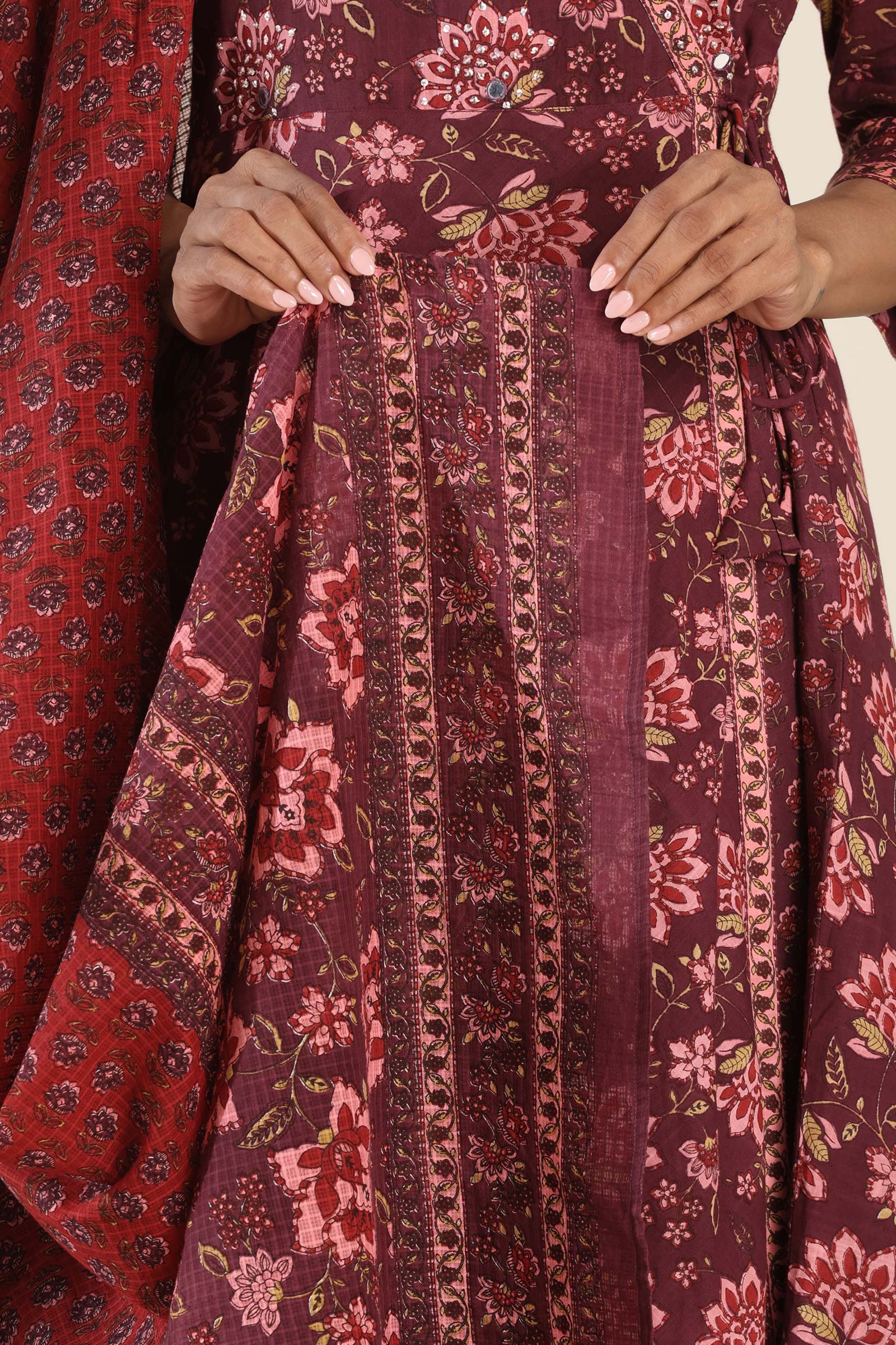 Surplus: Gauhar Nadira Sanganeri Dupatta - Image 4