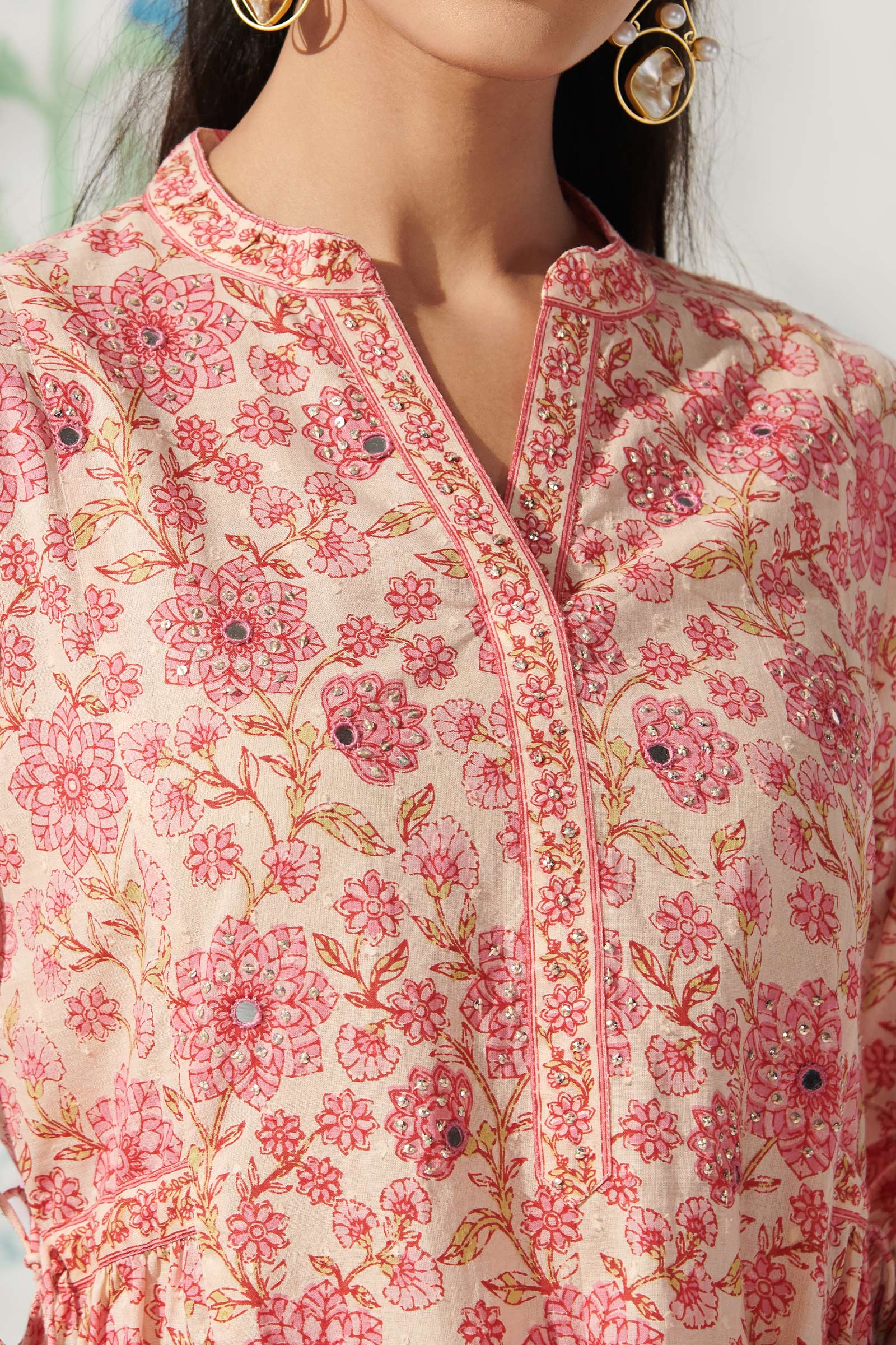 Surplus: Gulbahar Nafia Sanganeri Kurta - Image 4