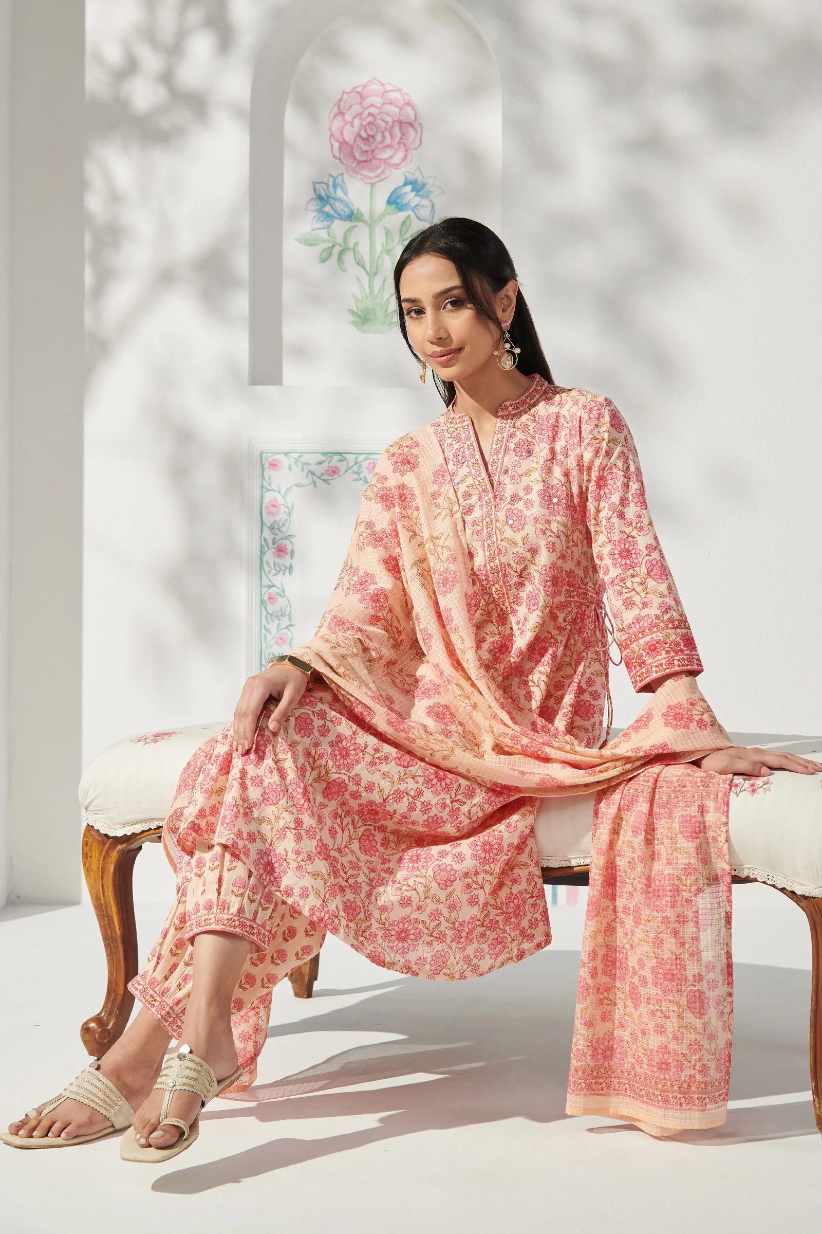 Surplus: Gulbahar Nafia Sanganeri Kurta - Image 6